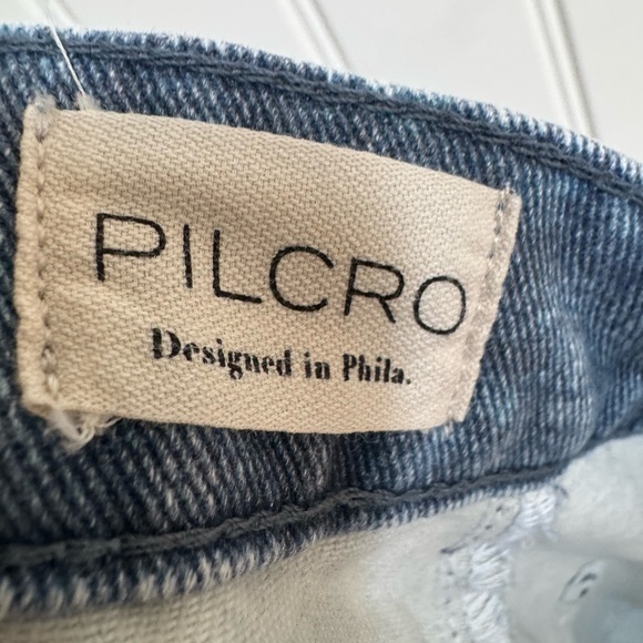 Anthropologie Pilcro Leon Double Hem High Rise Wide Legged Floral Jeans. Size 32 - Picture 5 of 10